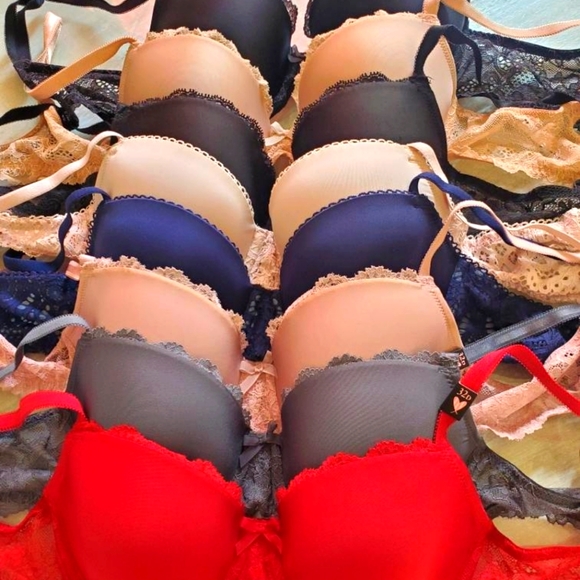 SOLD - Picture 2 of 4